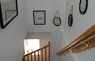 2 bedrooms sleeps 4 free wifi parking outdoor area - Foto 15