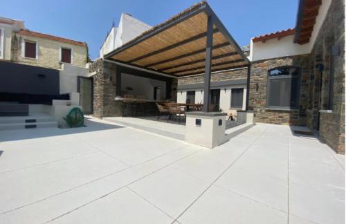 Venetian gem in neapolitan with private courtyard - Photo 7