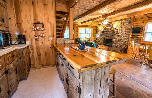 Creekside Hideaway Rustic Cabin - Secluded, Creekside Family Cabin - Foto 11