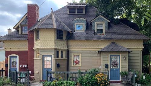 Luxury Apartment in Historic Carriage House - Foto 1