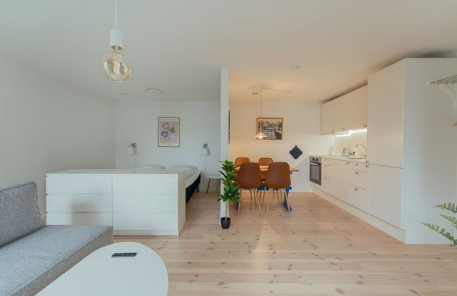 Cozy Downtown Studio Apartment - Photo 5