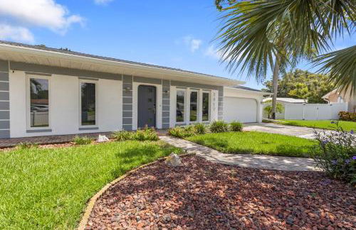 Relaxing Coastal Comfort - Heated Pool - Photo 42