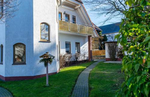 Quaint Apartment in Eimelrod near Lake and Water Sports - Photo 6