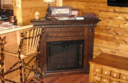 Rustic Log Cabin For a Group Getaway near Lake Cumberland in Kentucky - Foto 15