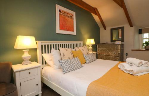 Swallows Nest - Photo 21