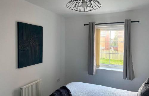 Newcastle Spacious 3-bedroom Semi-detached House with Parking, Sleeps 8, by URBAN PINNACLE STAYS - Foto 40