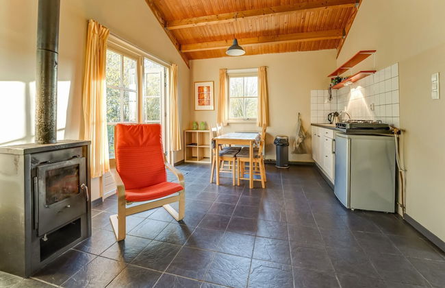 Tranquil Holiday Home in Lage Zwaluwe With Terrace - Photo 63