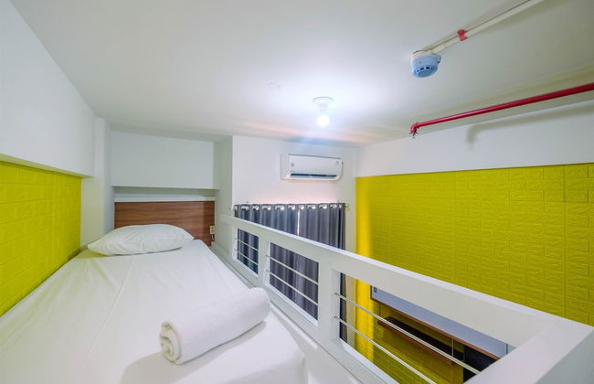 Cozy Studio with Bunk Bed at Dave Apartment near UI - Foto 1