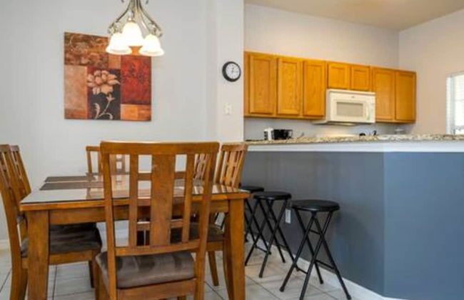 Cozy 3 BR w Private Pool - Foto 10