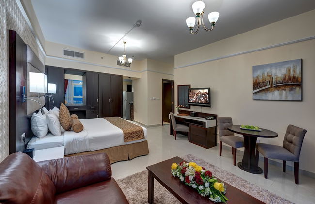 Emirates Grand Hotel - Photo 7