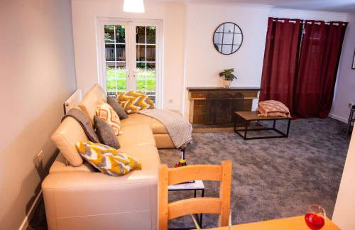 Conyngham Villa, Luxury Detached House, 6 Beds, 4BR,Large garden, Parking - Sleeps 8 - Foto 62