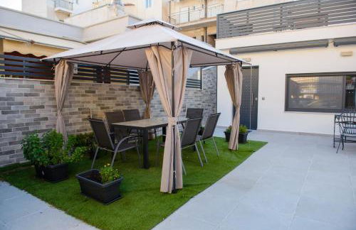 Casa d' Irene near airport, 200 mtrs from the beach, Artemis center - Foto 14