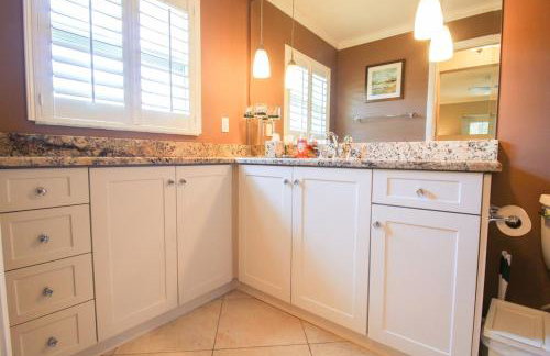 Charming 2 BR home minutes from Siesta Key beaches - Destination Paradise - Foto 8