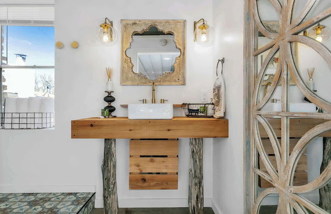 Coco Casita Hot Tub - 4 Miles to Downtown Fred - Foto 5