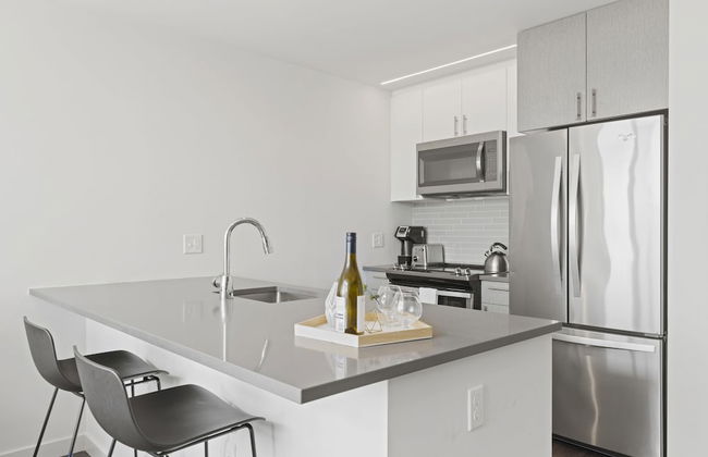 Placemakr Marymount Ballston - Photo 32