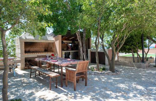 Family-friendly apartments with swimming pool Lukovo Sugarje, Karlobag - 24896 - Photo 13