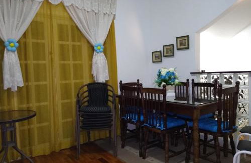 Aconchegante ao lado do shopping com garagem e Wifi - Foto 12