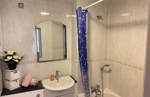 Beach Front APT with Stunning Sea View - Foto 21