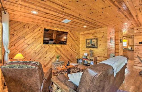 Cozy Hiawassee Cabin with Fire Pit and Mtn Views! - Foto 4