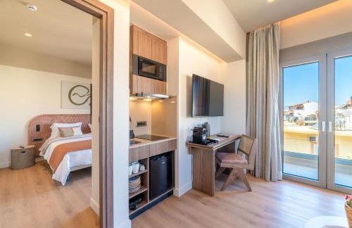 Minotaur's Rest - Luxury Residences with Free Private Parking, near Port & Airport - Foto 11