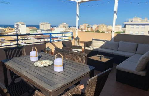 AP-6 XimoApartments ÁTICO DUPLEX CON VISTAS AL MAR Y PISCINA - Photo 26