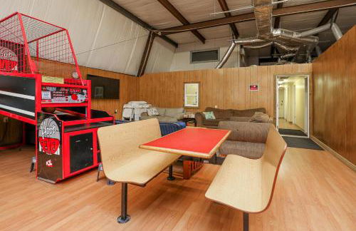 Spacious Home with Waterfront View-Welcome Pets - Foto 80