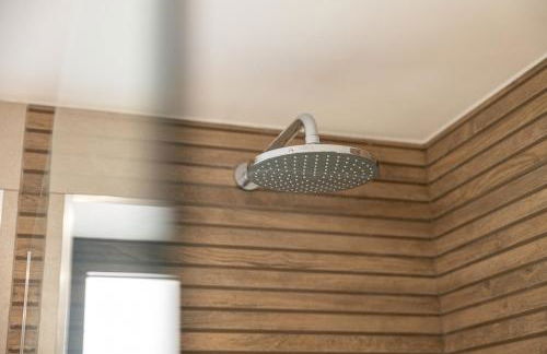 Luxury 4BDR House By Torr Property Group Short Lets & Serviced Accommodation With Free Gated Secure Parking & Private Patio Garden Liverpool - Foto 59