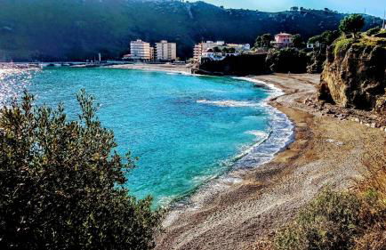 Caseta de pescadors a les cales de Colera, 2ª linea de mar - Foto 35