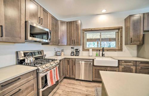 22 Mi to Yellowstone! Swiss Cabin in Macks Inn - Foto 10