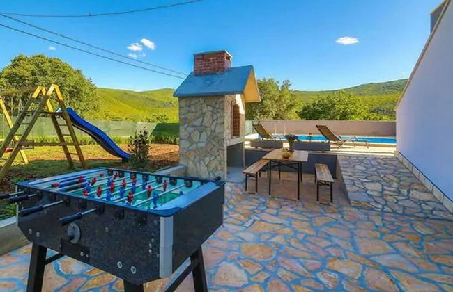 Idyllic Holiday Home With Private Pool, Sun Deck, and Organic Garden - Foto 18