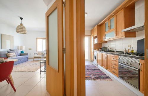 Spacious Apt Near Beach & Train, By TimeCooler - Foto 28