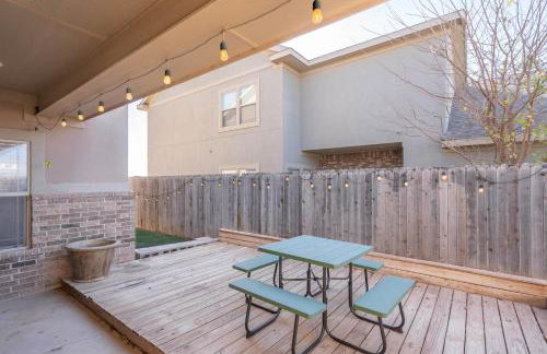 Sunset Retreat, Clean Modern 3BR, Garage, Near 191 - Foto 44