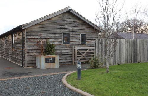 Rushmoor Retreat, Cosy with Outdoor Pizza Oven - Photo 42