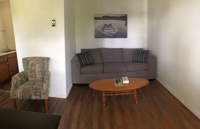 Tally-Ho Inn - Foto 22