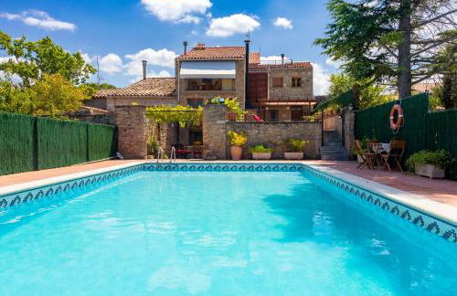 8 to 10 Sleeps Private Pool Villa & BBQ Near Barcelona - Foto 13