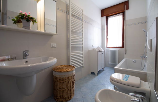 Mamma Ciccia Holiday Home - Lake Front Apartment - Foto 24