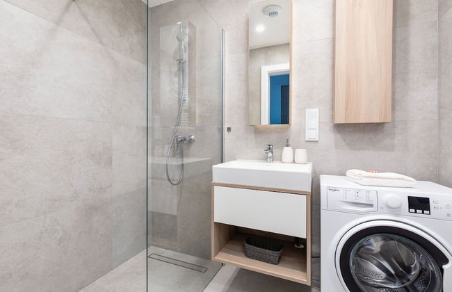 Shellter Suita Flora by Renters Prestige - Photo 18