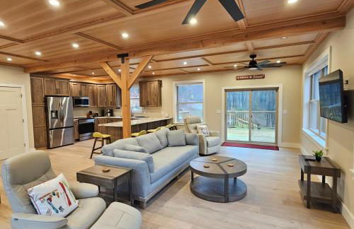 Powder Run - Modern 3BR Basecamp with Hot Tub, AC, EV Charger & Flat Parking - Foto 4