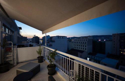 Piraeus Harbor Hideaway - Foto 21