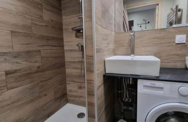 CHALETS JEANNE & ARNOL à Allemond - Grand Domaine Alpe d'Huez - Foto 15