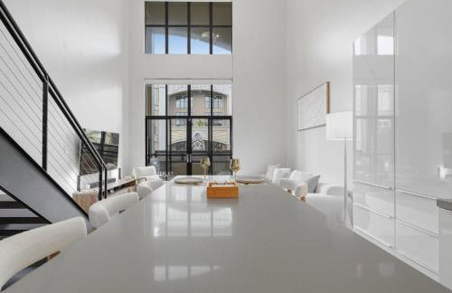 Modern Luxury Loft facing Santana Row w/Balcony - Photo 12