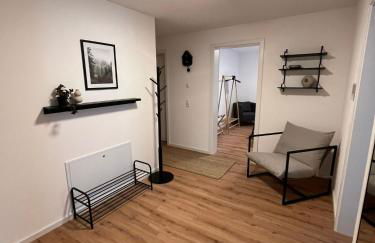 REMA Homes - 180x200 Bett Küche Bad 50'' TV Tiefgarage - Foto 20