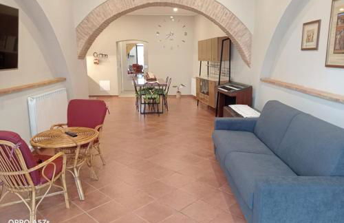 Locazione Turistica Appartamento in centro a Spoleto - Photo 1