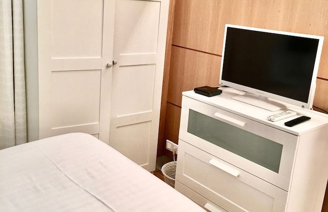 One bedroom flat ground floor avec cuisine -Rue Saint charles - métro Charles Michels 75015 PARIS - Photo 11