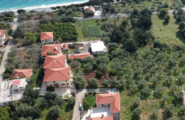 Byzantinon Hotel - Photo 25