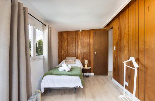 Chalet con Jardin y Barbacoa en el Centro de La Laguna - Foto 25