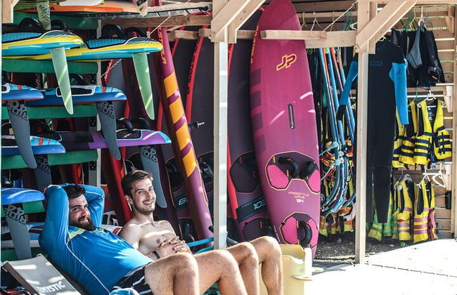 Rodi: esperienza di degustazione di windsurf - Foto 5