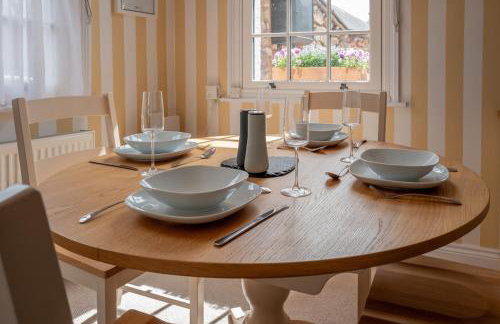 Charming Kenton Cottage - Foto 12