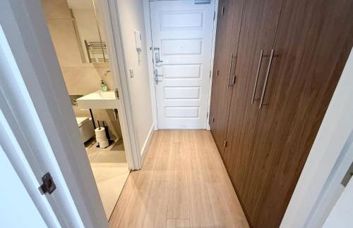 3-Bedroom with Balcony and Studio Apartments in St Johns Wood near Marylebone & Regents Park by NourNest Apartments - Foto 49