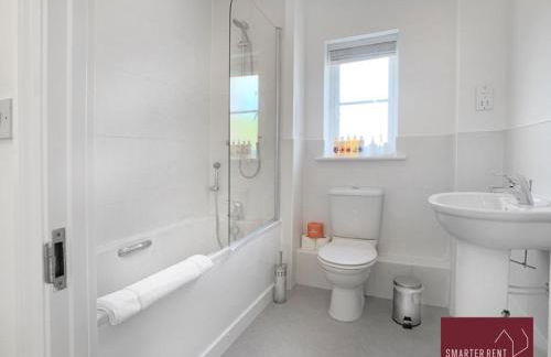 Jennetts Park, Bracknell - 2 Bedroom Maisonette With Parking - Foto 9
